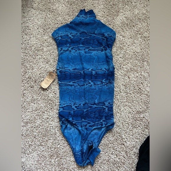 Printed Snake Tulle Mock Neck Bodysuit in Blue Boa
Only Hearts NWT!! - Picture 2 of 3